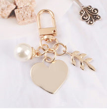 Load image into Gallery viewer, Gold Heart Love key chain with Pearl
